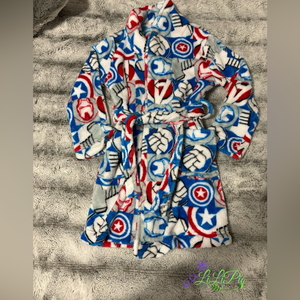 Boys Fleece Avengers Robe